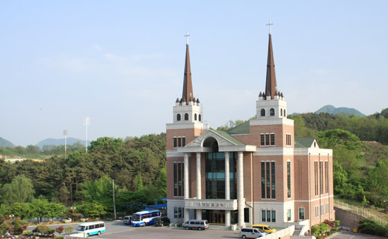 온양삼일교회 전경사진